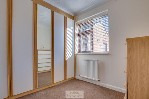 Bedroom 2.1