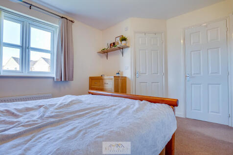 Bedroom 1.2