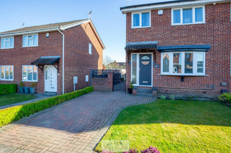 Front of house 1....