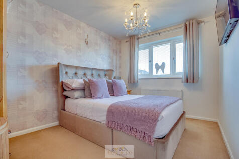 Bedroom 1.2