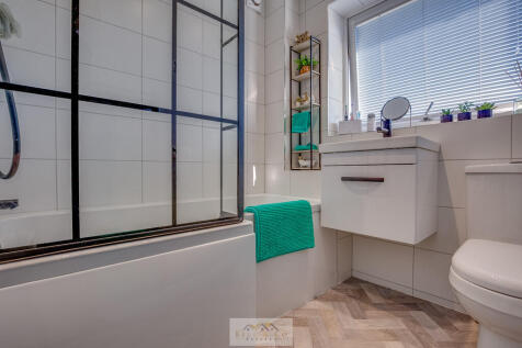 Bathroom 1.1