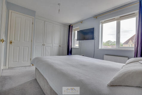 Bedroom 1.3