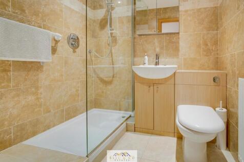 Bedroom 3- Ensuit...