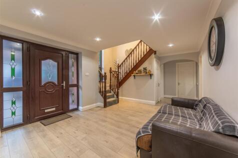 Holly House-36.jpg