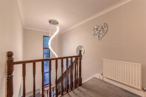 Holly House-34.jpg