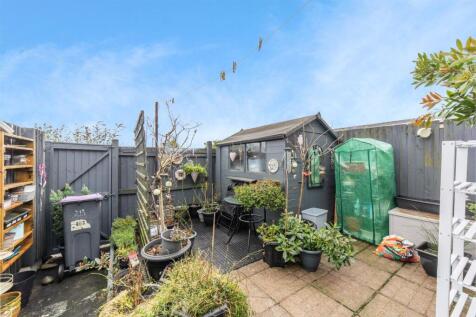 28 Sherbourne Road 3.jpg