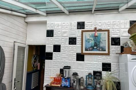 14 Bryn Terrace 7.jpeg