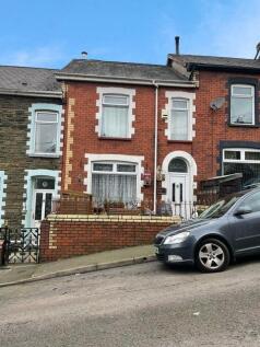 14 Bryn Terrace 11.jpg