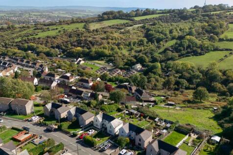 122 Blaendare Road-36.jpg