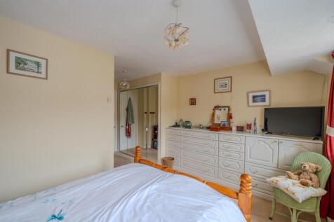 34 Birch Grove-5.jpg