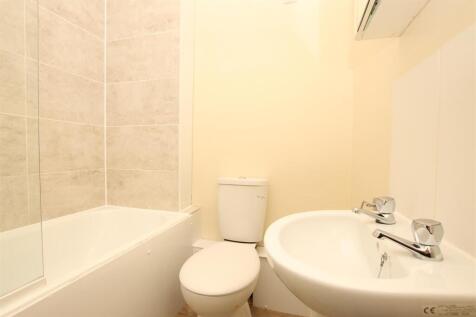 Bathroom.JPG