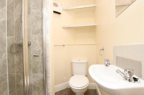Shower room.JPG