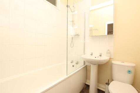 Bathroom.JPG