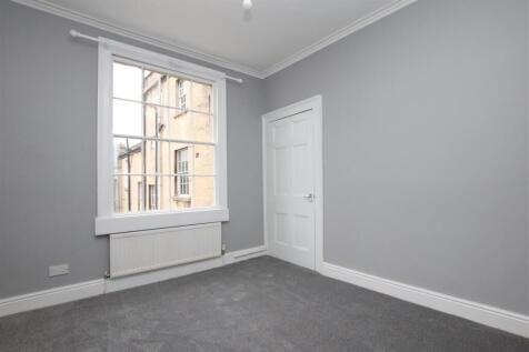 Bedroom.JPG