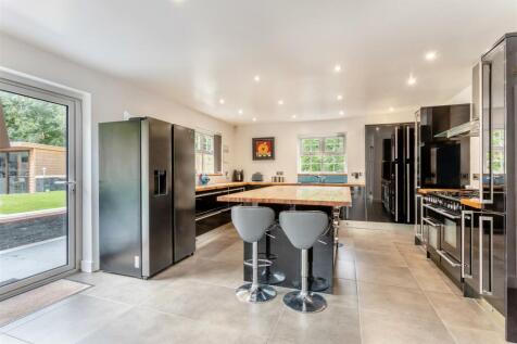 8614848-interior06.jpg