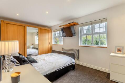 8614848-interior25.jpg