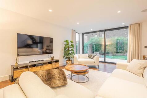 Blackthorn Barn - by Visually Rich 08987.jpg