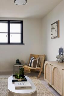 Harley Court, E11