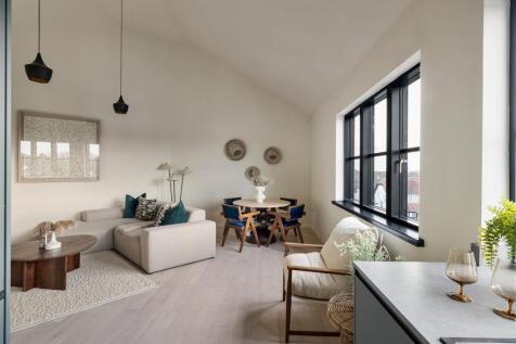 Harley Court, E11