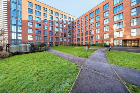 1385345-9-6926d8f...