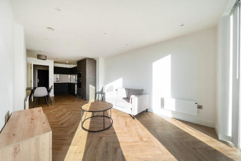 1383834-1-691f0bb...