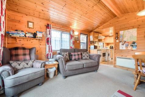 Living / Dining R...