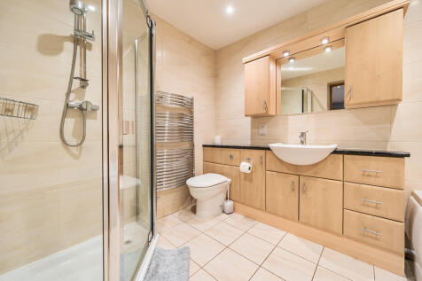 En-suite Bathroom