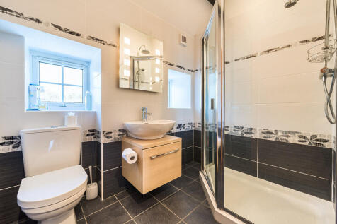 En-Suite Shower R...