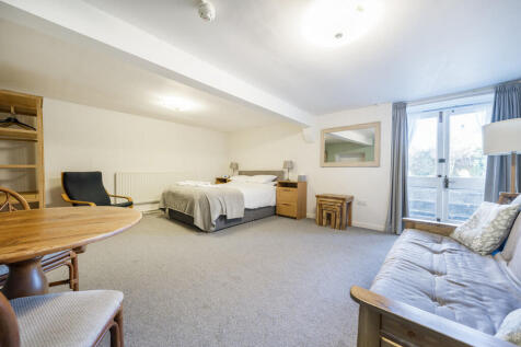 Guest Bedroom Sev...