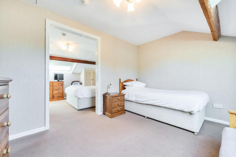 Guest Bedroom Eig...