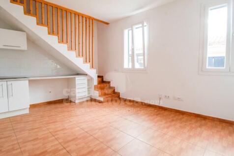 triplex flat with terrace in Mahon