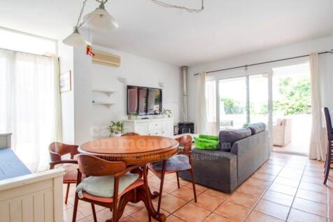 Villa with pool in Binisafua