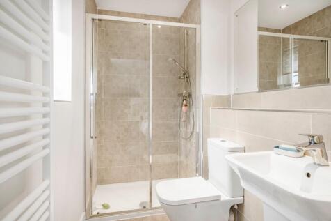 En-Suite Bedroom 2