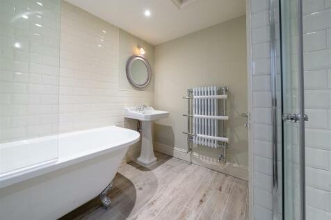 Bathroom-5.jpg