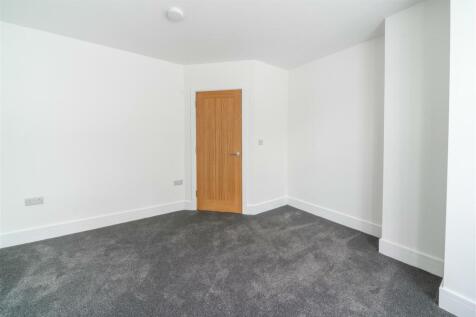 Bedroom 1-3.jpg