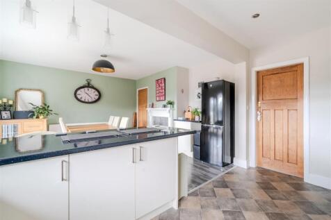 Kitchen - Diner-2.jpg