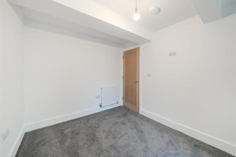 Bedroom-2.jpg