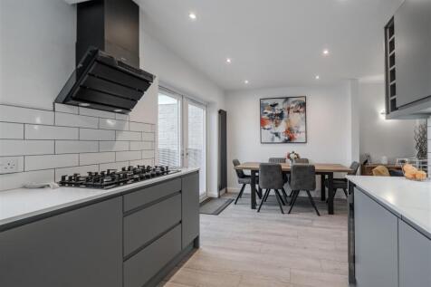 Open Plan Living-3.jpg