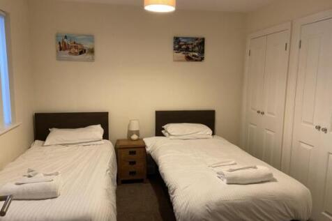 75673 R210216 010 LOT179 IMG 12 0000 Max 656x437 T202512031618.jpeg