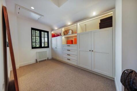 Single bedroom/Dressing room