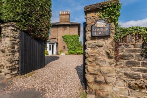Impressive front entrance
