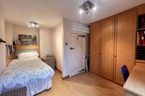 560 London Road-Image (15).jpeg