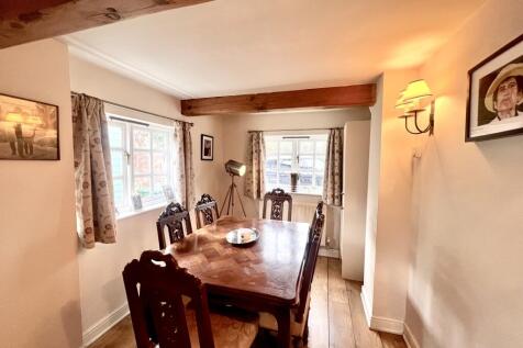 560 London Road-Image (22).jpeg