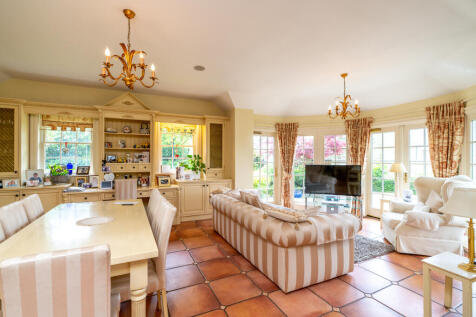 J Family Room.jpg