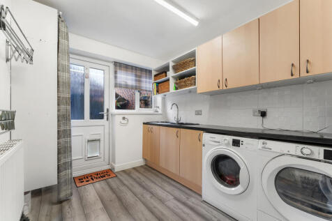 3 Watton Close22.jpg