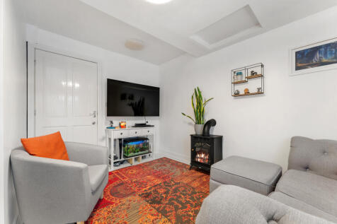 3 Watton Close11.jpg