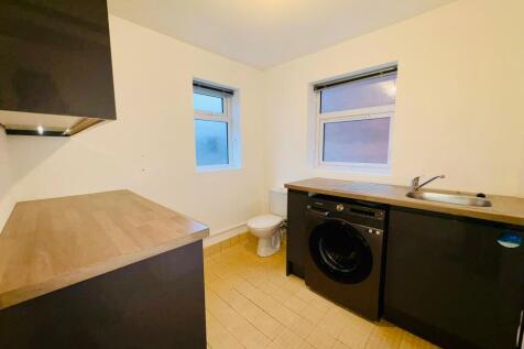 WhatsApp Image 2025-12-02 at 10.14.03 (3).jpeg