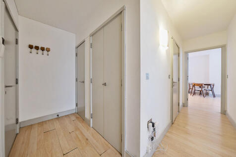 1318762-16-687e24...