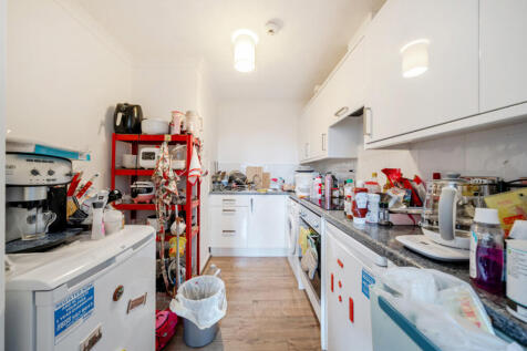 1324809-5-689a19e...