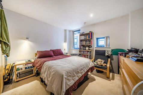 1357773-2-68cbf6c...